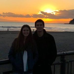 Meet your Posher, Leslie